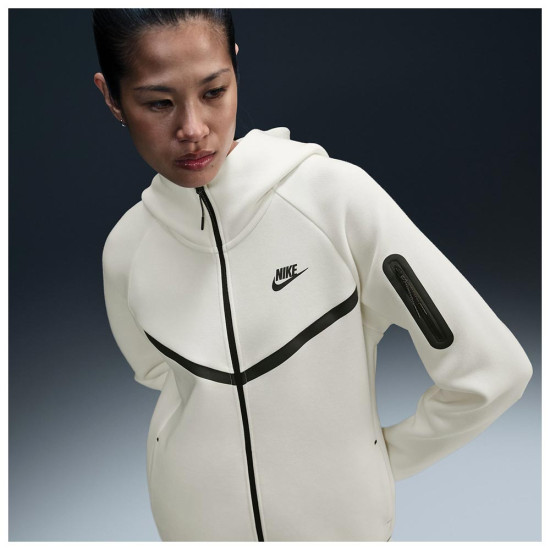Nike Γυναικεία ζακέτα Sportswear Tech Fleece Windrunner Nike Γυναικεία ζακέτα Sportswear Tech Fleece Windrunner